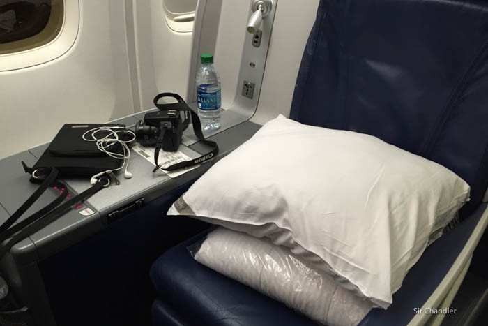 La almohada propia en los viajes y vuelos ¿Qué hace la gente? - Sir Chandler